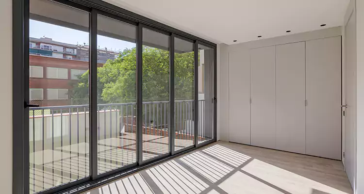 Balcony Sliding Glass Doors in Pine Hills, FL