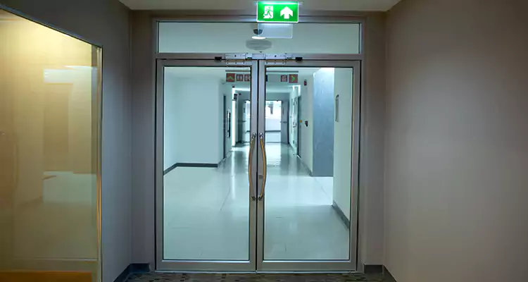 Emergency Glass Door Repair in Pine Hills, FL