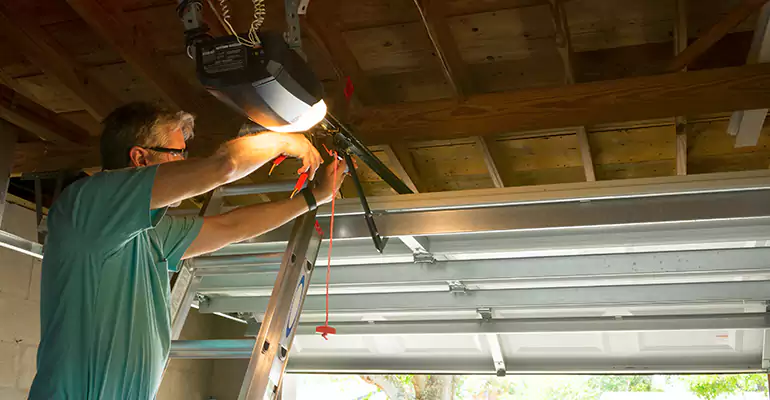 Chamberlain Garage Door Repair in Pine Hills, FL