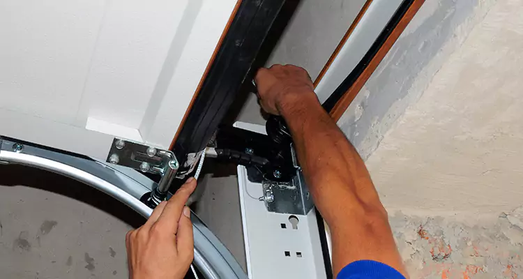 Weatherproof Door Seal Replacement in Pine Hills, FL