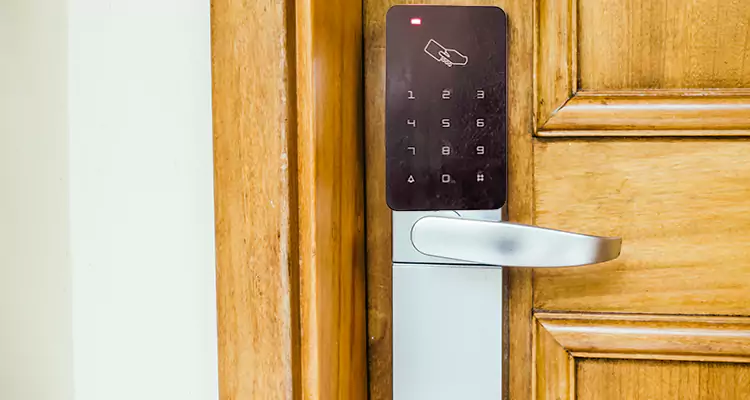 Keyless Hotel Door Locks Repair in Pine Hills, FL