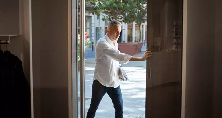 Track Cleaning and Repair for Stuck Doors in Pine Hills, FL