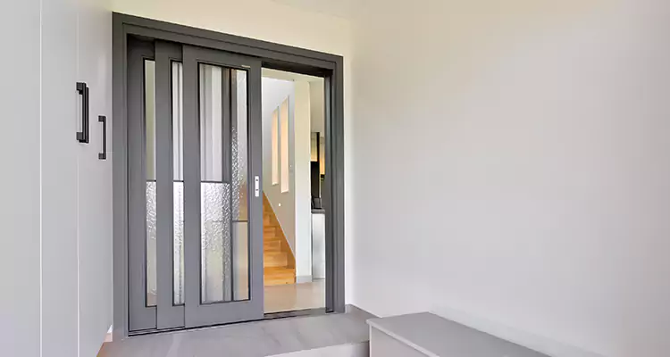 Fix Sliding Patio Door Rollers in Pine Hills, FL